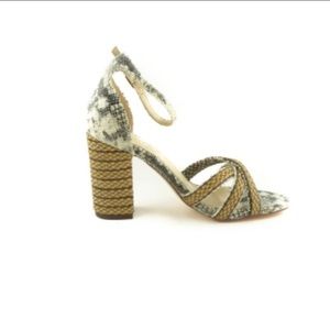 Very g heels in white and black